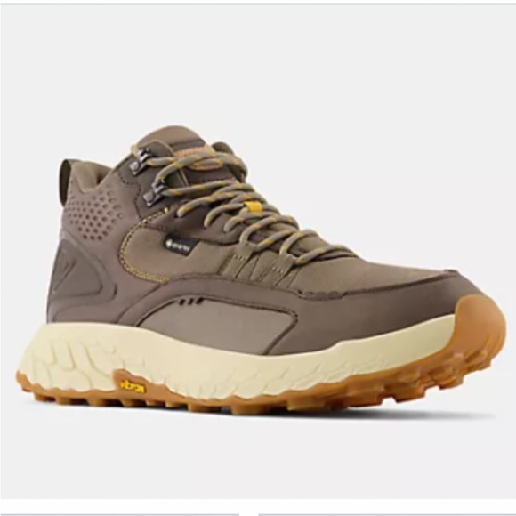New Balance Other - New Balance Fresh Foam X Hierro Mid GTX Size 9.5